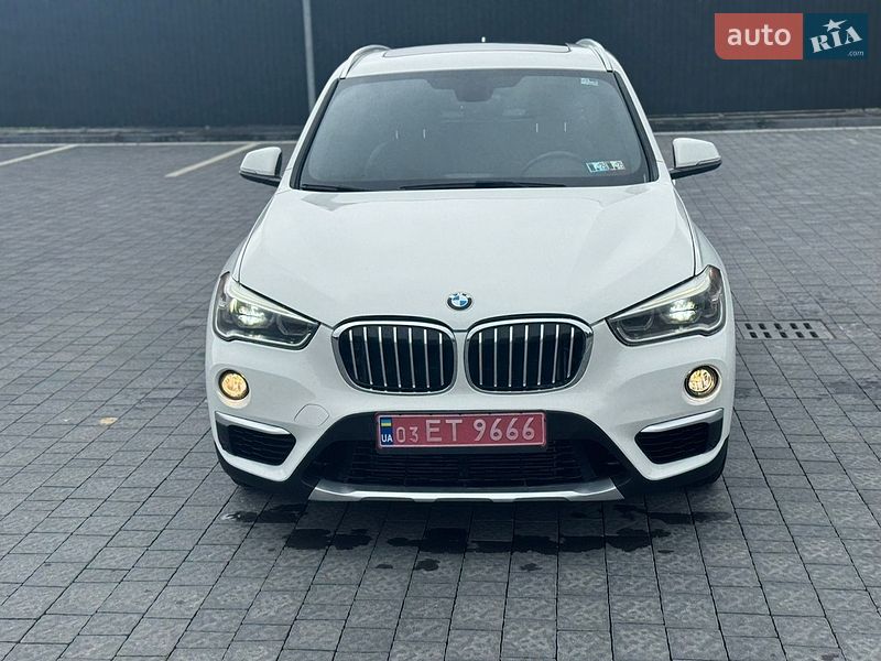 Внедорожник / Кроссовер BMW X1 2016 в Самборе
