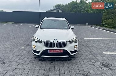 Внедорожник / Кроссовер BMW X1 2016 в Самборе