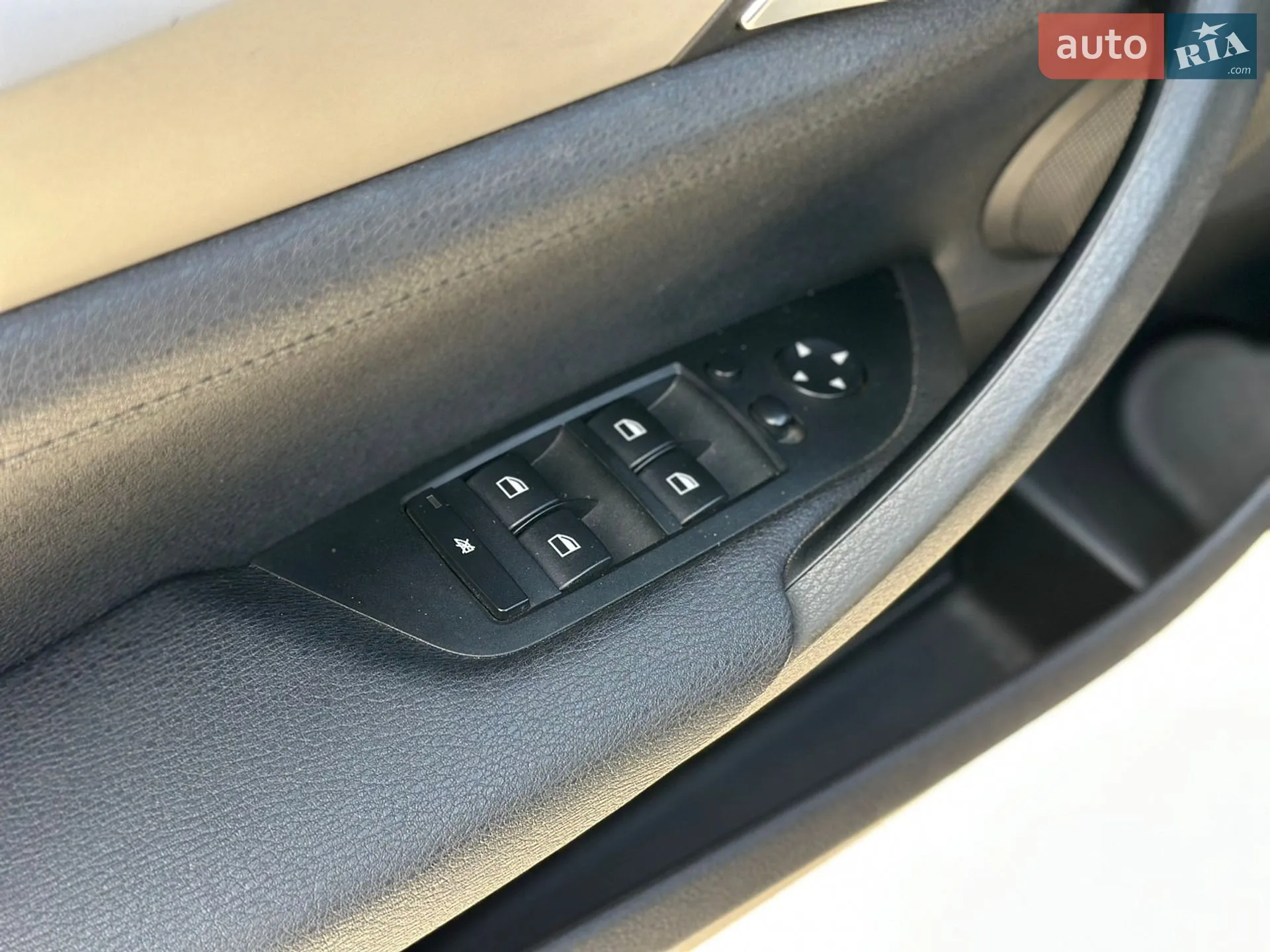 2015 BMW X1 - мініатюра 10