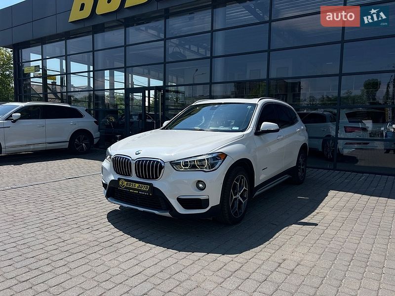 Позашляховик / Кросовер BMW X1 2016 в Івано-Франківську