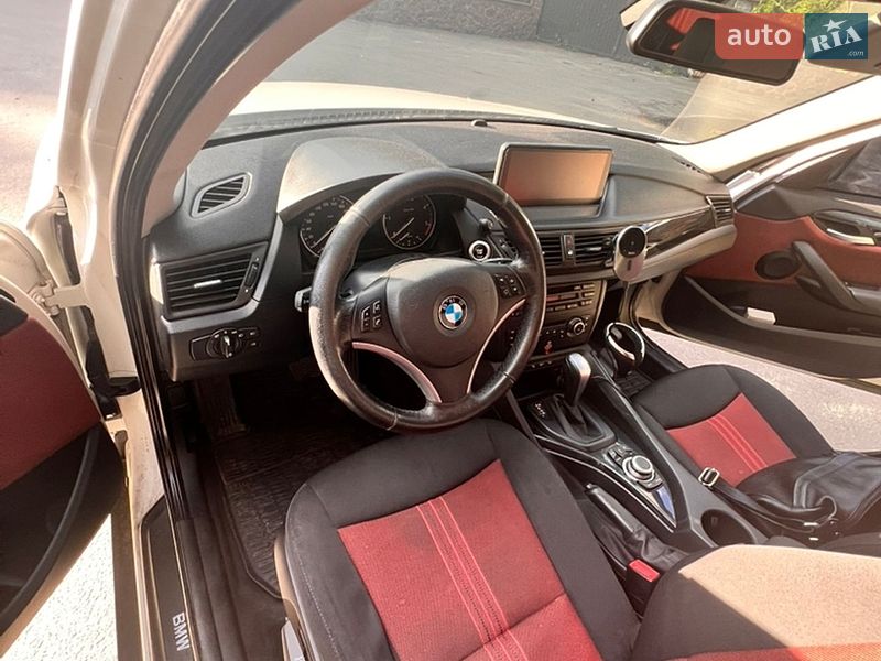 Внедорожник / Кроссовер BMW X1 2012 в Киеве фото 8 Внедорожник / Кроссовер BMW X1 2012 в Киеве