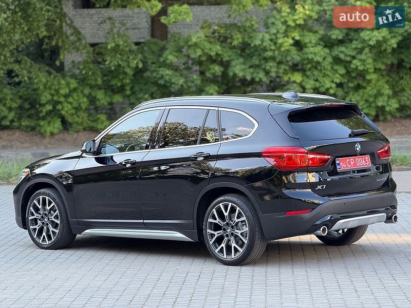 Внедорожник / Кроссовер BMW X1 2020 в Львове