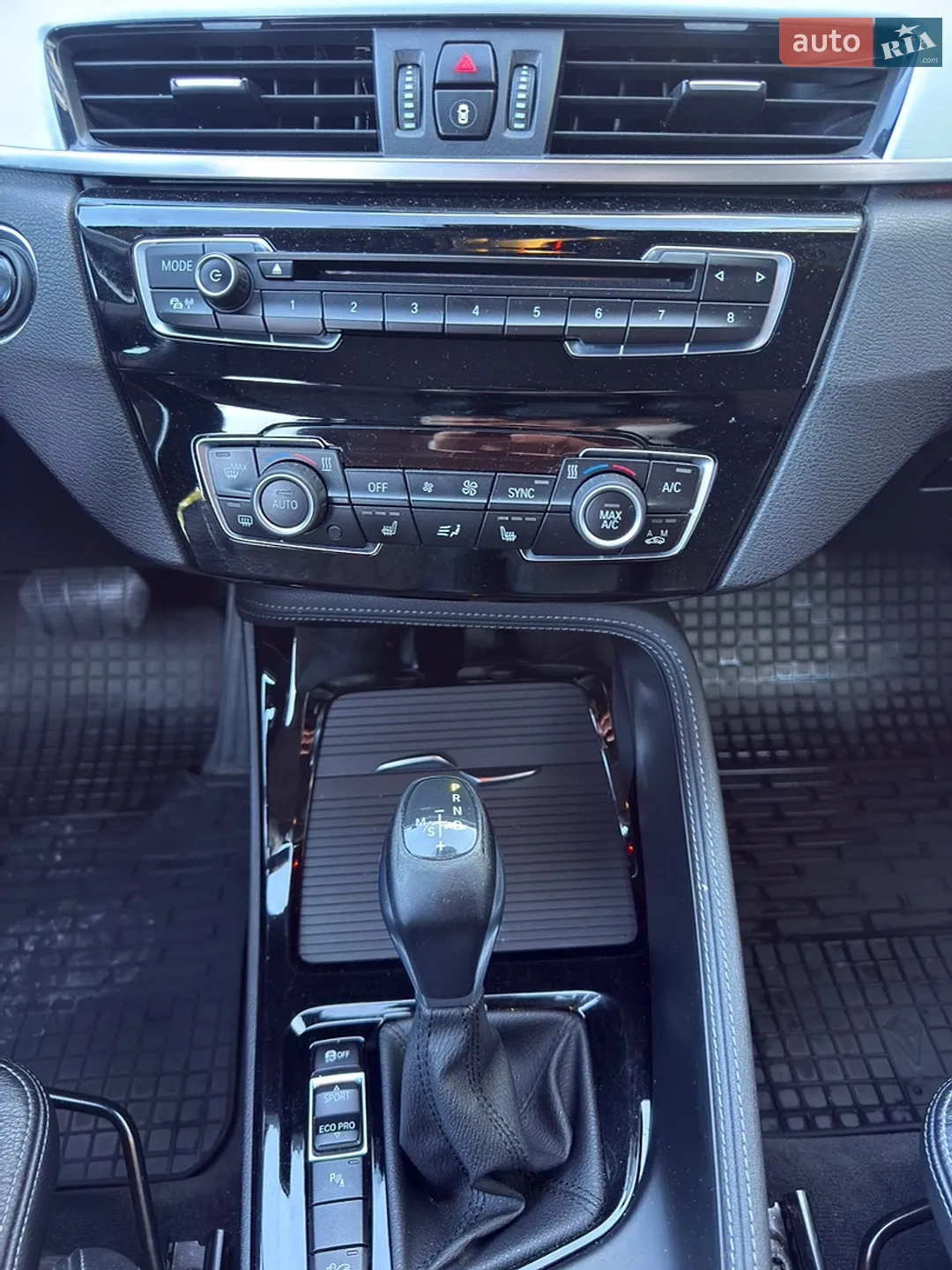 2016 BMW X1 - мініатюра 17