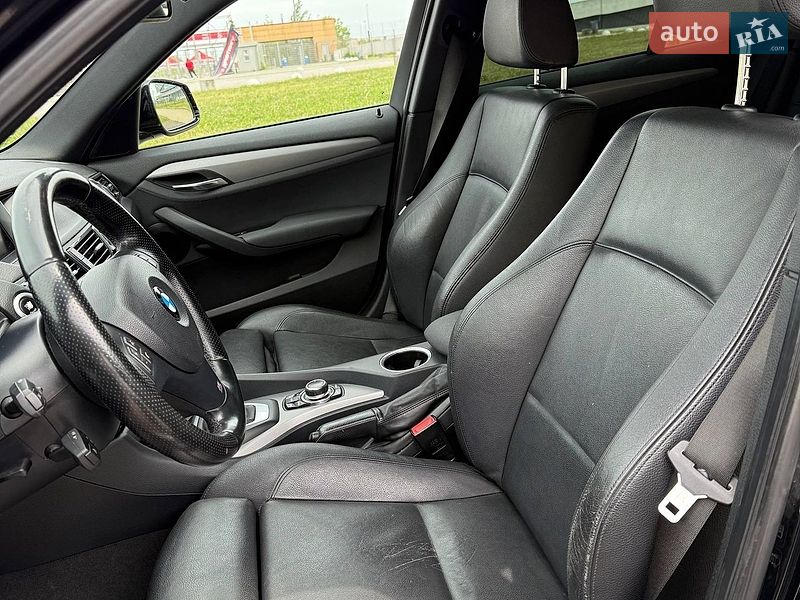 Внедорожник / Кроссовер BMW X1 2013 в Львове
