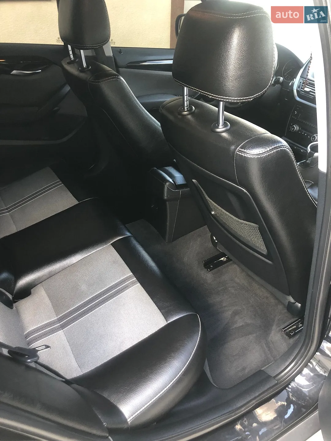 2010 BMW X1 - мініатюра 15