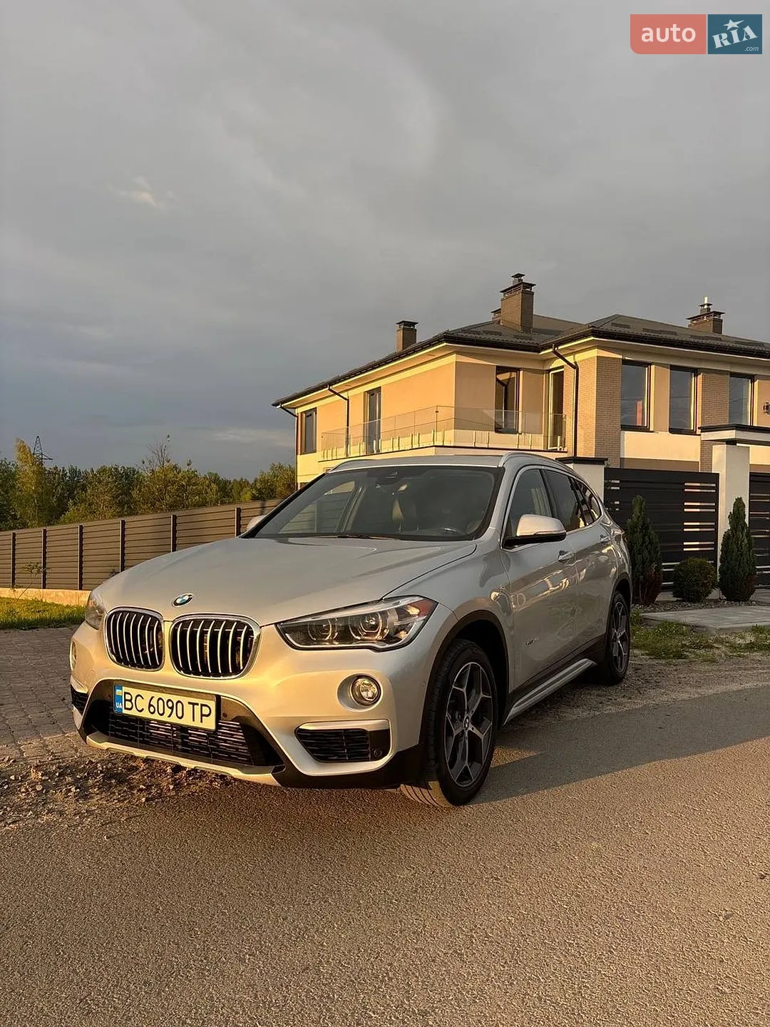2016 BMW X1 - фото 1