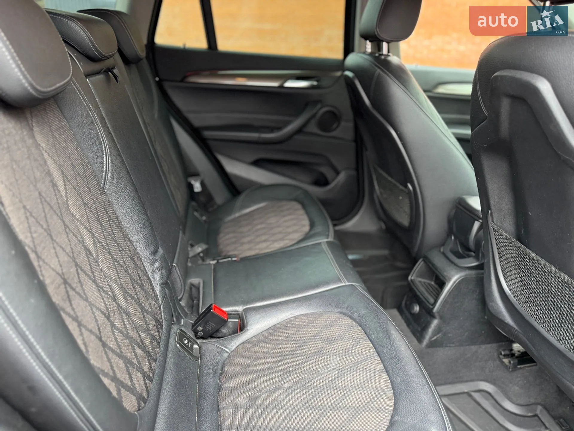 2016 BMW X1 - мініатюра 15