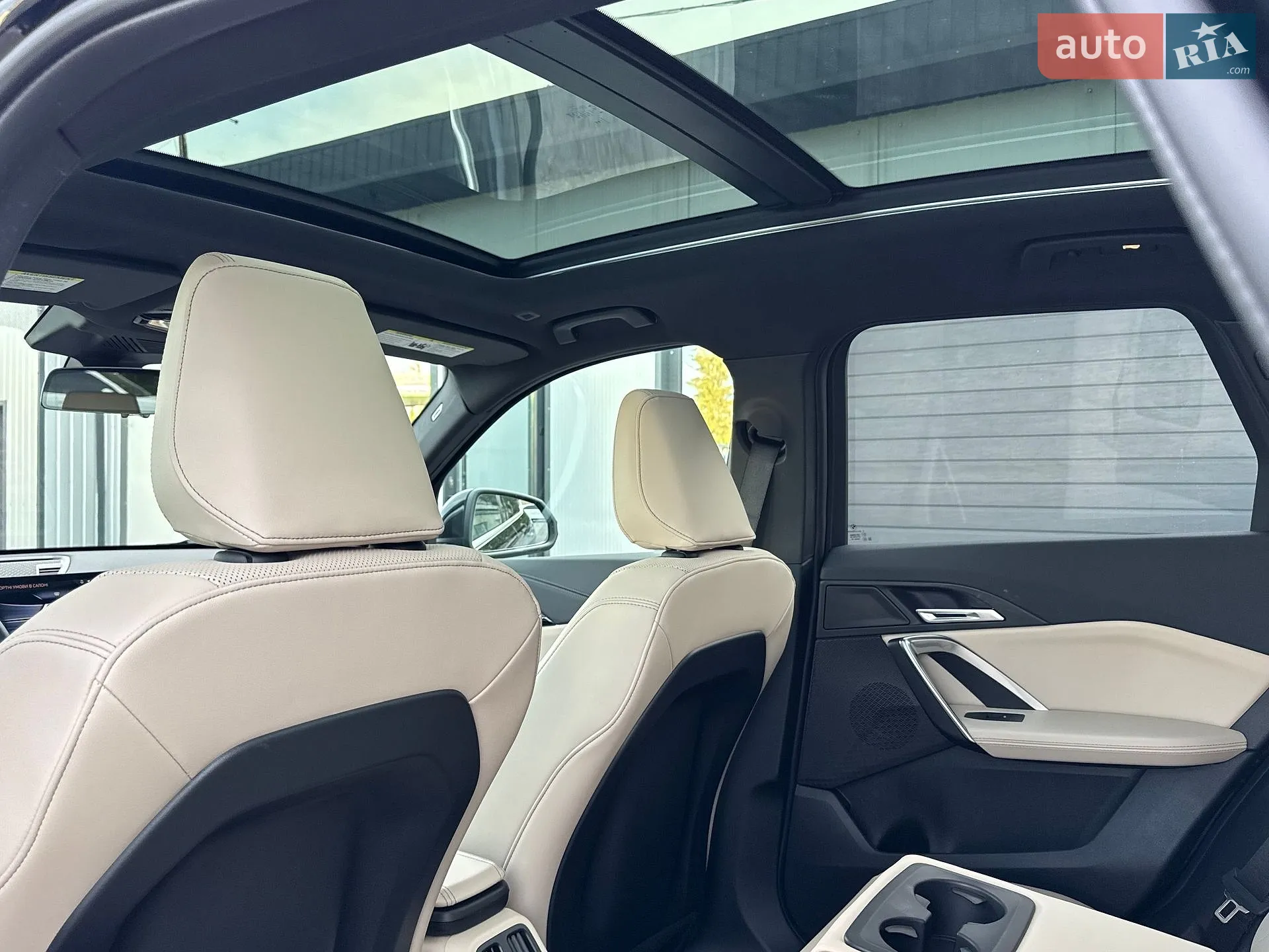 2025 BMW X1 - мініатюра 37