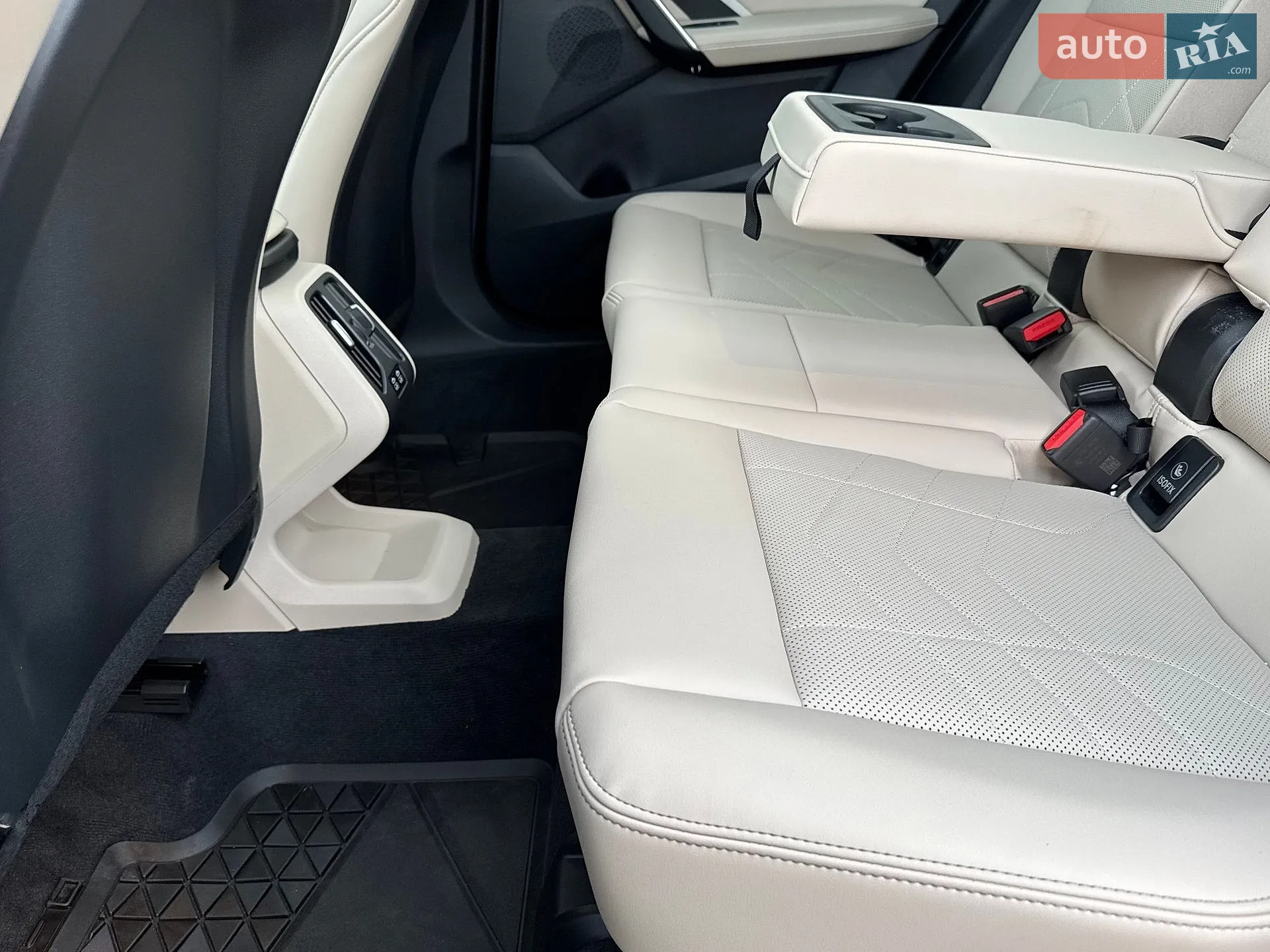 2025 BMW X1 - мініатюра 41