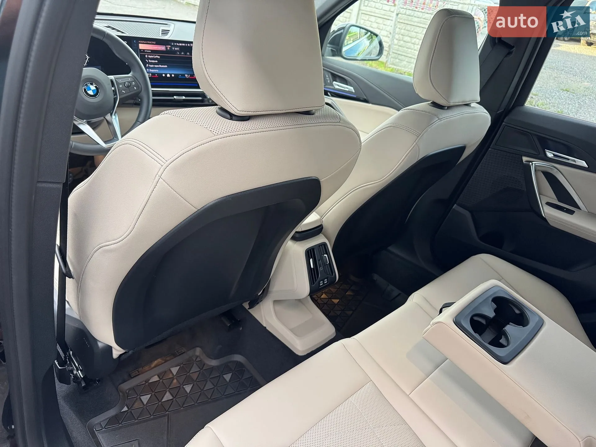 2025 BMW X1 - мініатюра 112