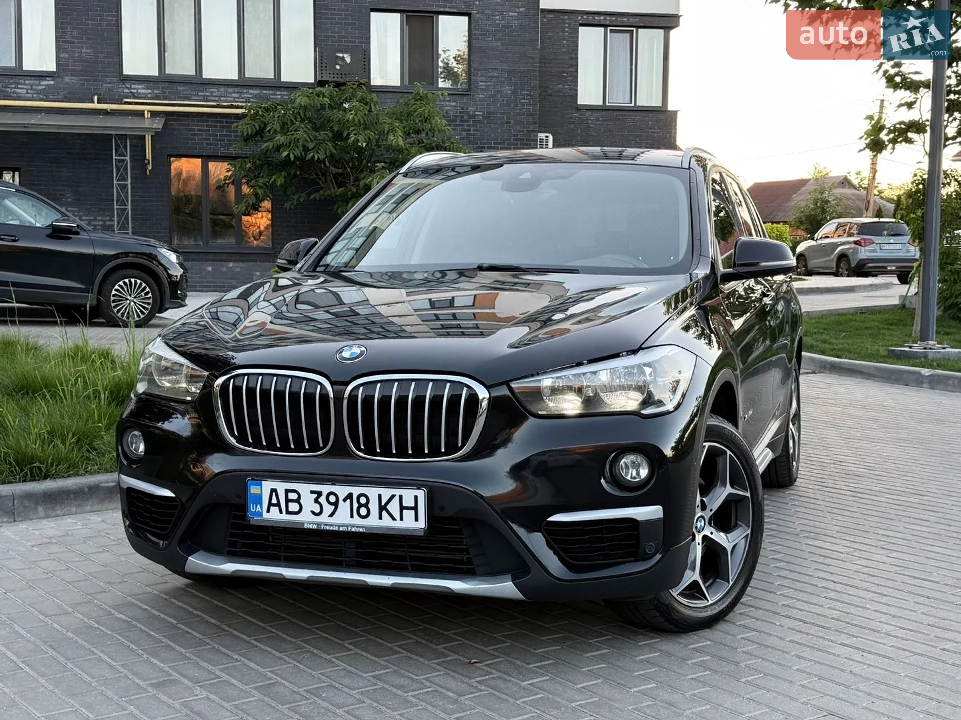 2016 BMW X1 - мініатюра 2