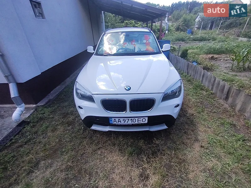 BMW X1 2011
