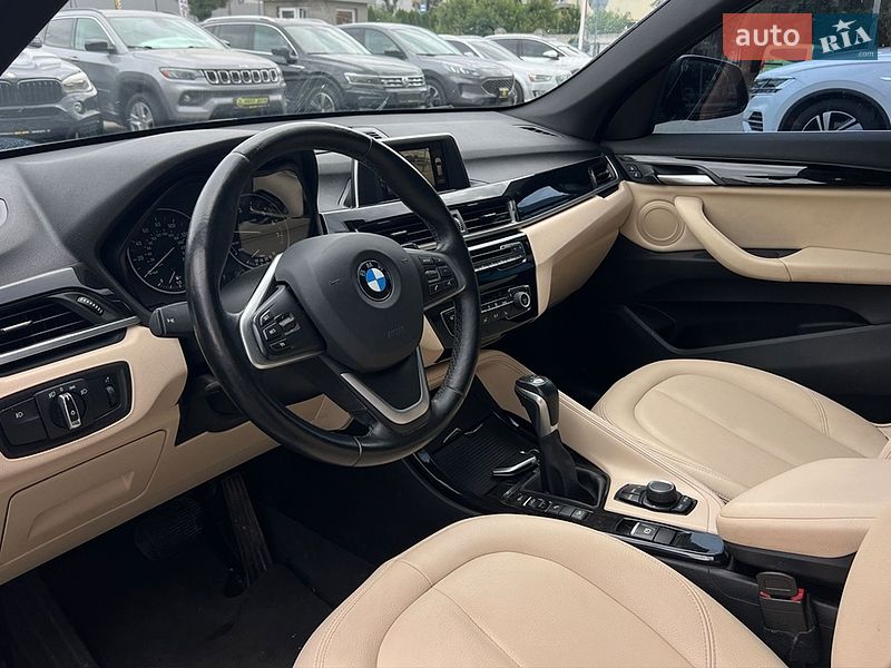 Внедорожник / Кроссовер BMW X1 2016 в Ивано-Франковске