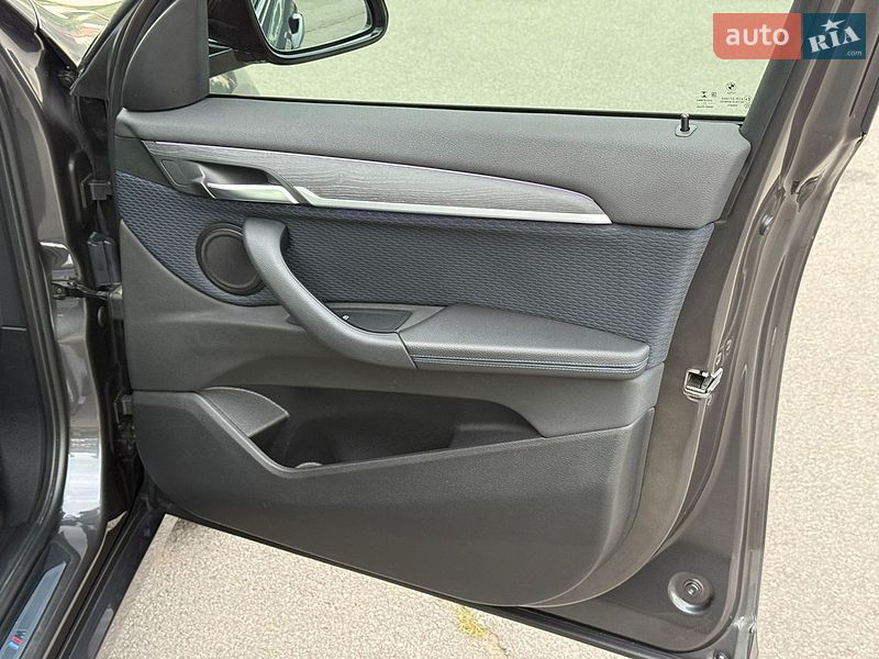Позашляховик / Кросовер BMW X1 2021 в Умані