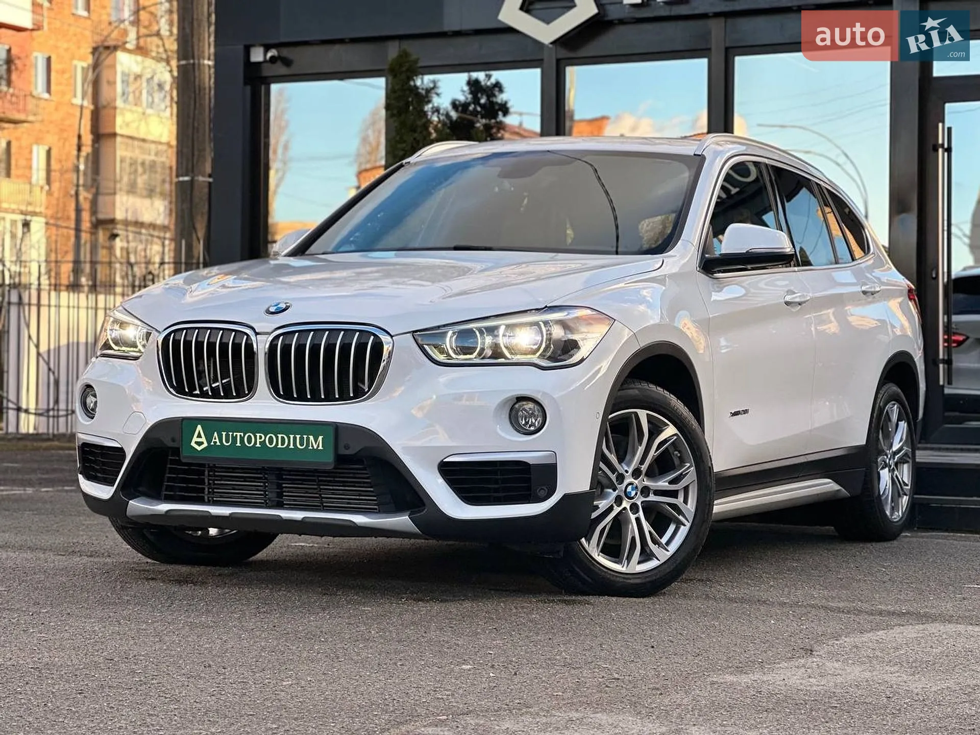 2016 BMW X1 - фото 1