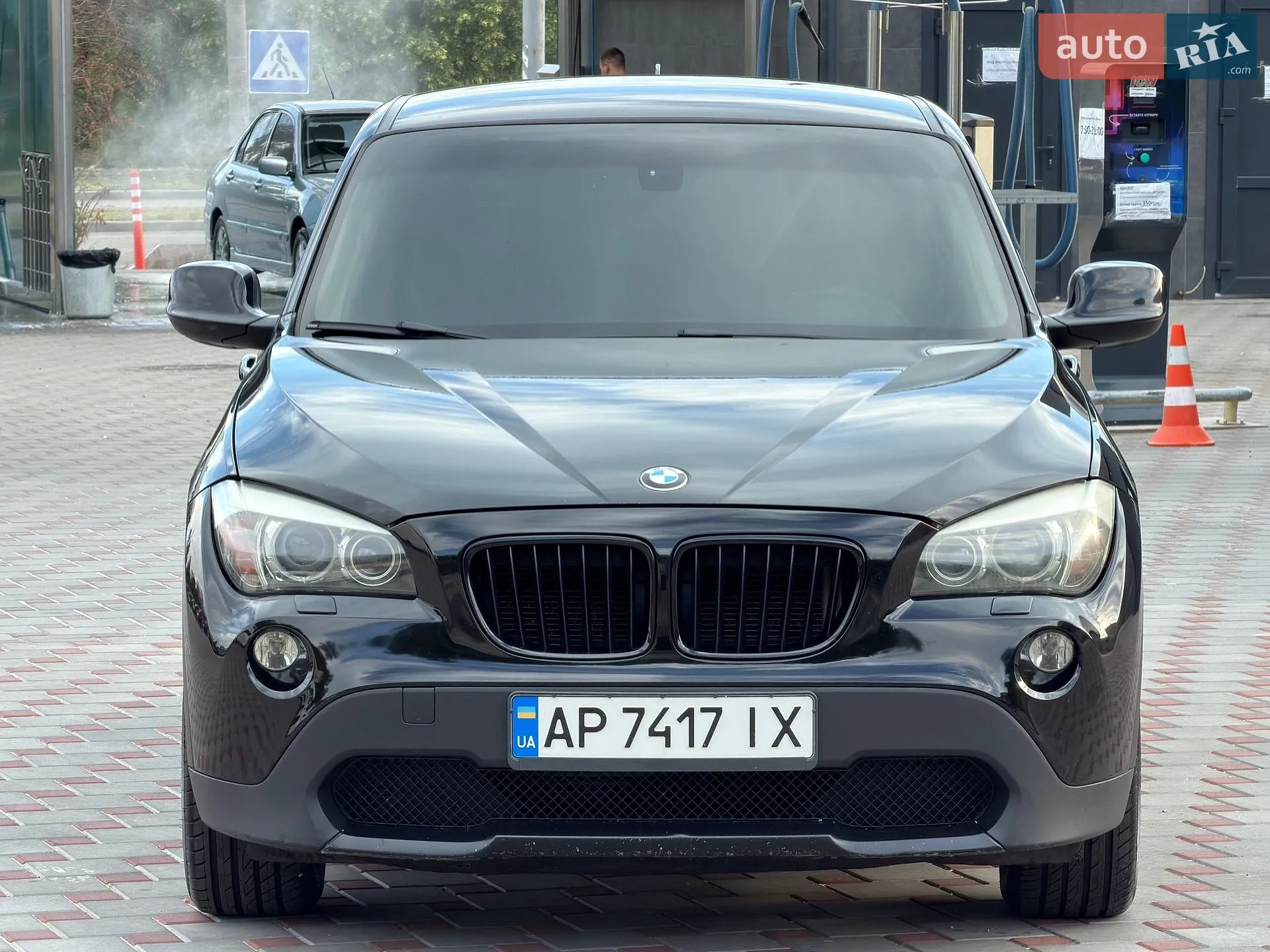 2010 BMW X1 - мініатюра 2