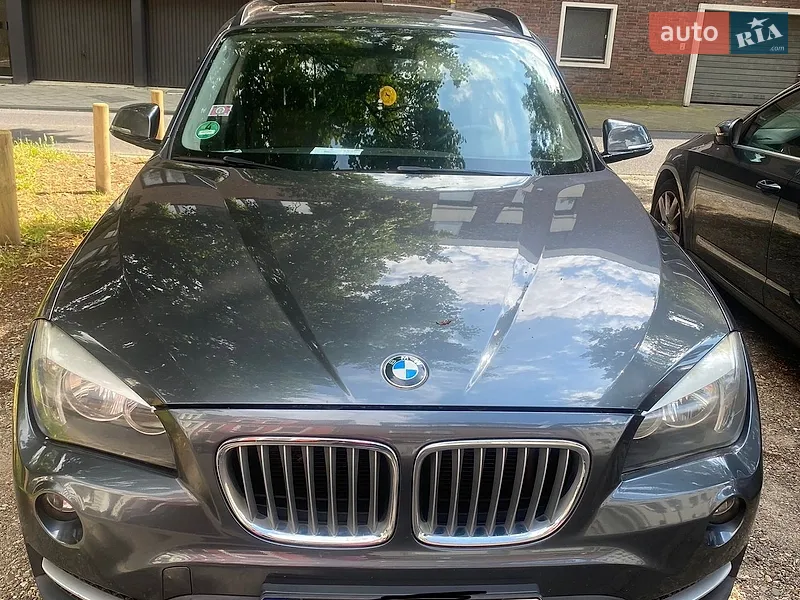 BMW X1 2012