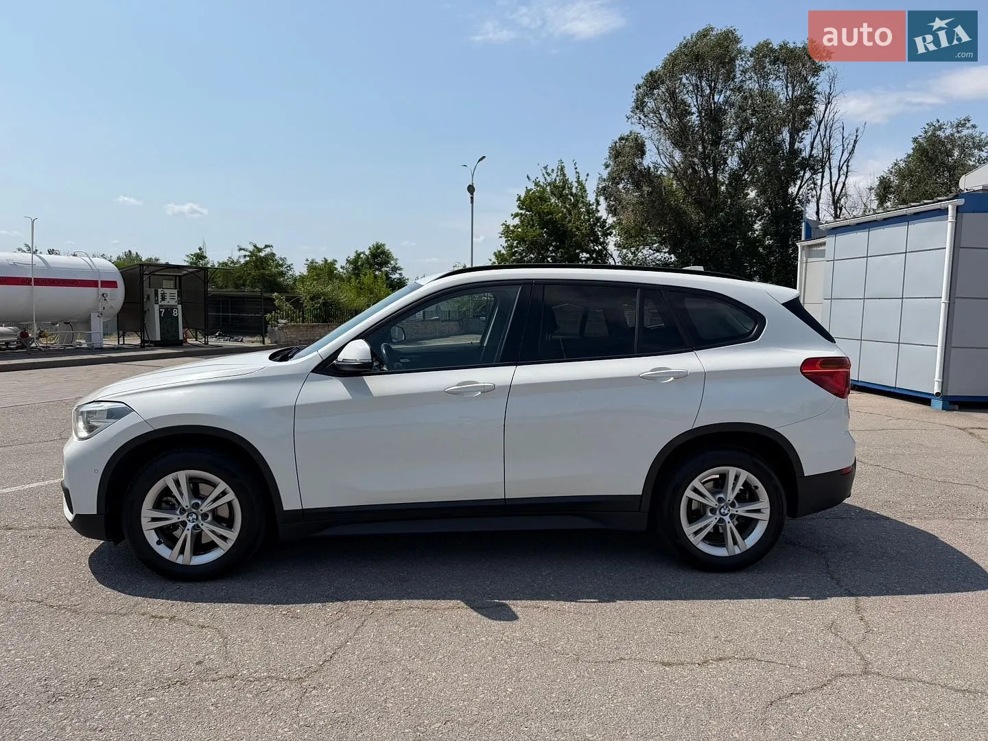 2016 BMW X1 - мініатюра 8