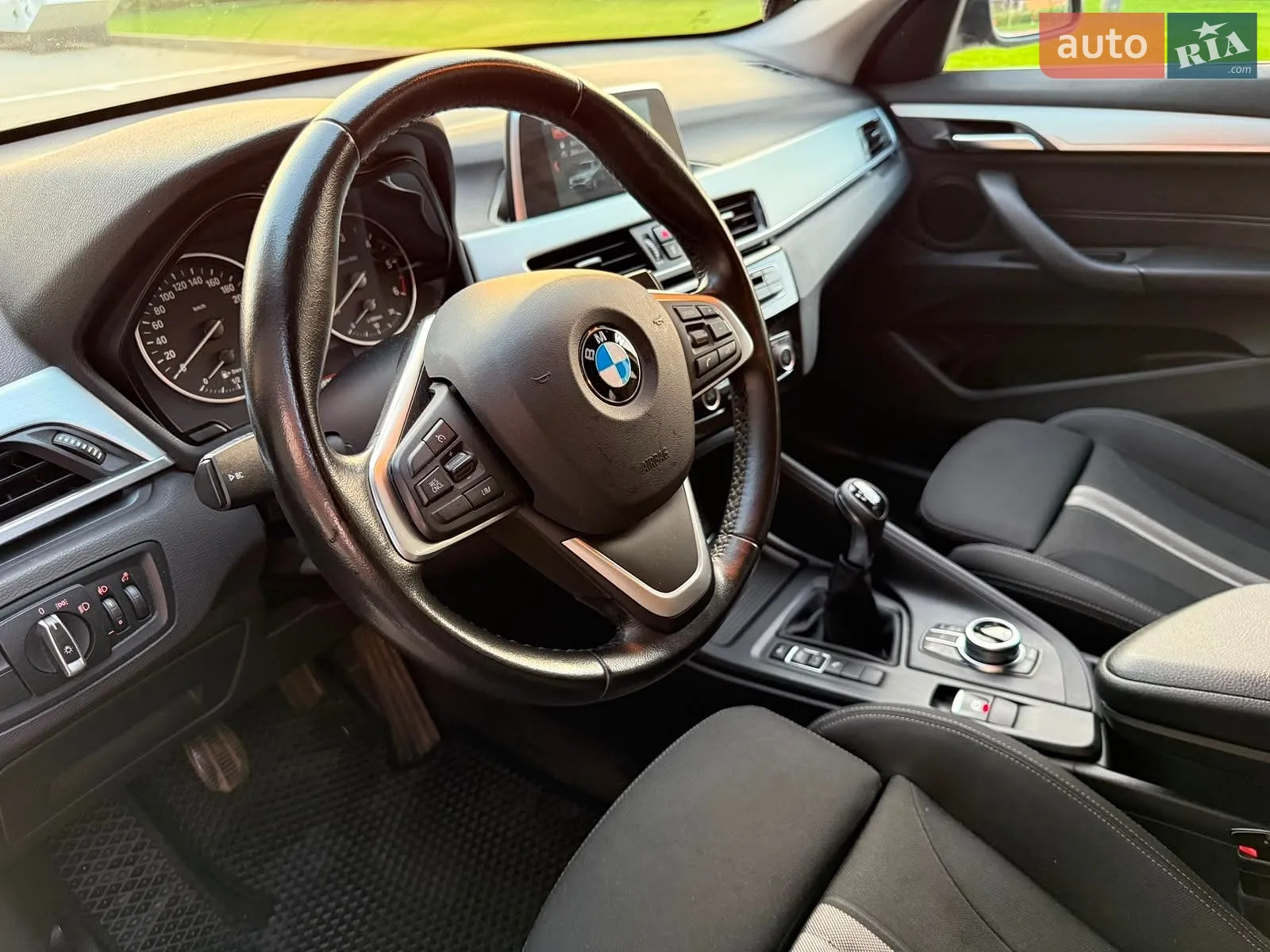 2017 BMW X1 - мініатюра 41
