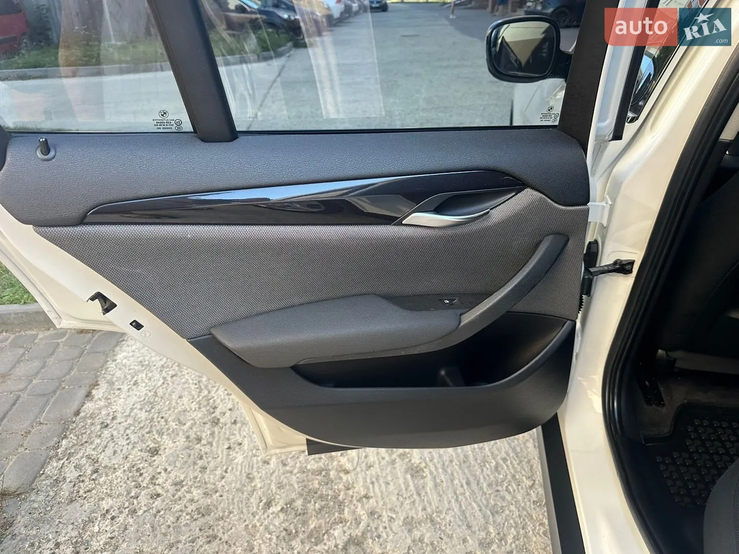 2011 BMW X1 - мініатюра 38