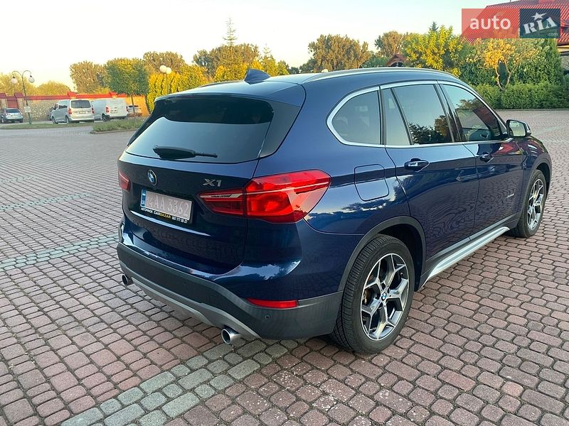 Внедорожник / Кроссовер BMW X1 2016 в Львове