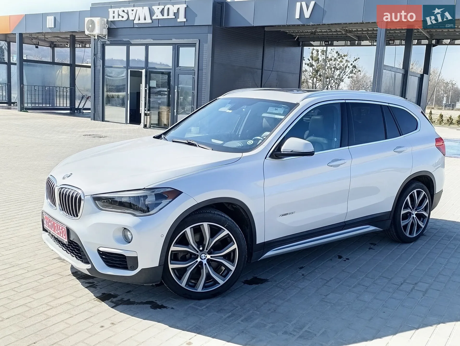 2016 BMW X1 - мініатюра 3