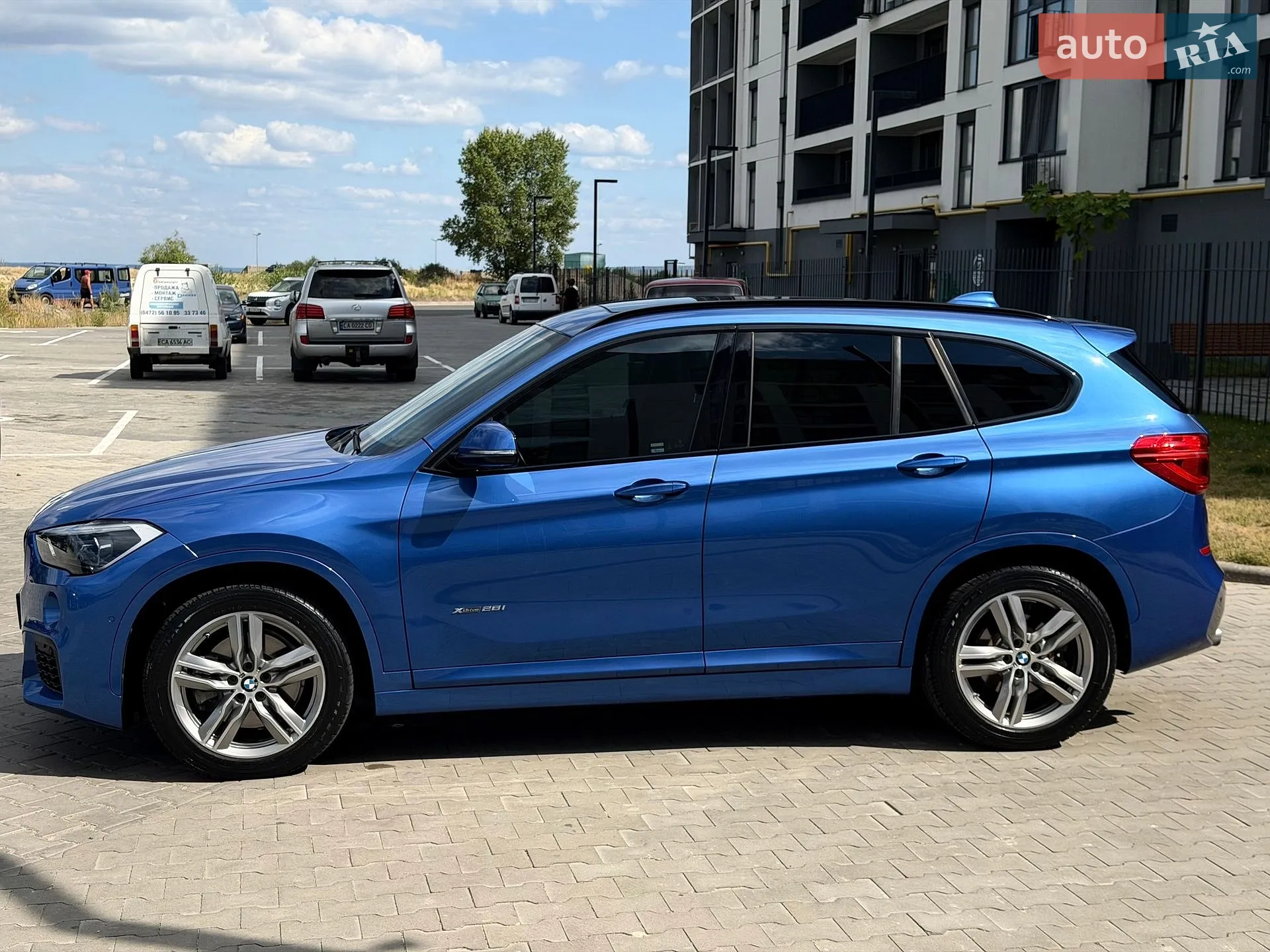 2016 BMW X1 - мініатюра 3