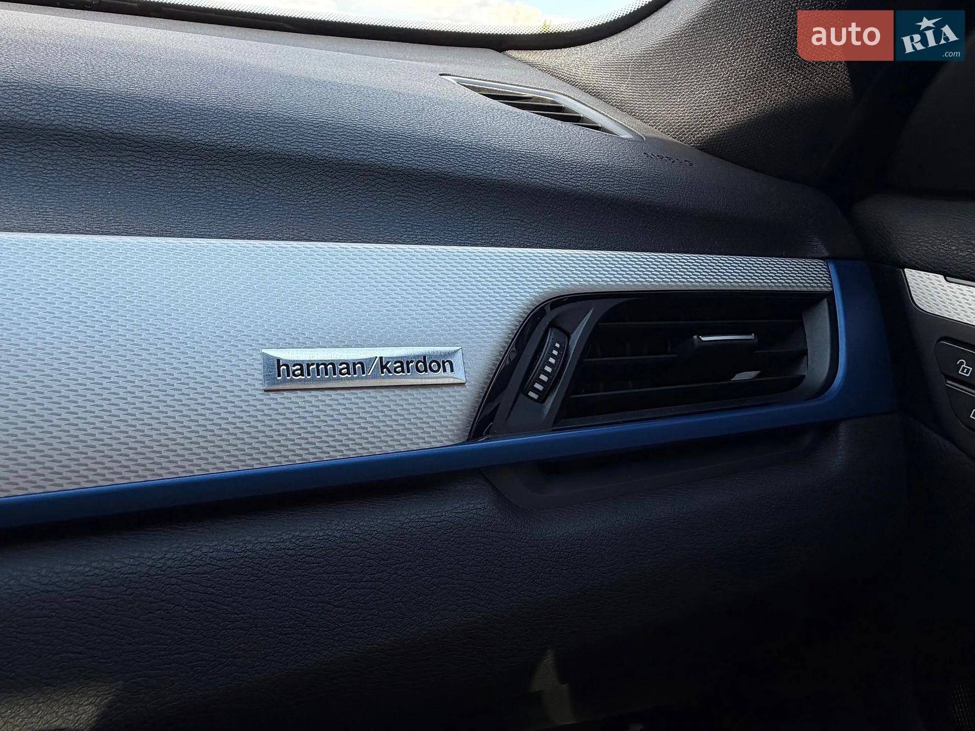 2016 BMW X1 - мініатюра 48