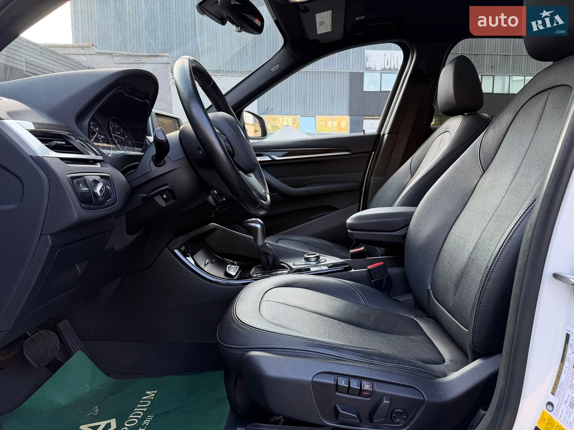 2016 BMW X1 - мініатюра 29