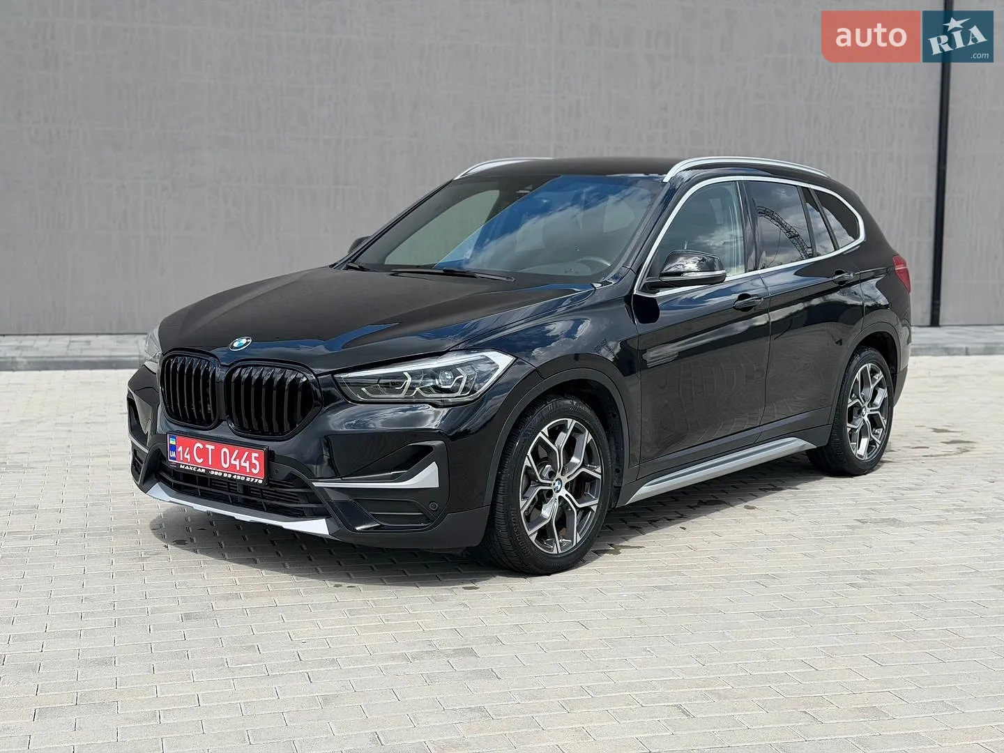 2021 BMW X1 - фото 1