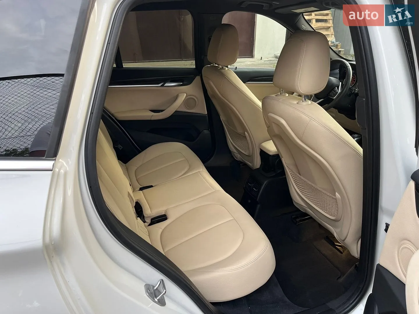 2016 BMW X1 - мініатюра 12