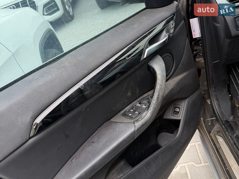 Позашляховик / Кросовер BMW X1 2015 в Львові