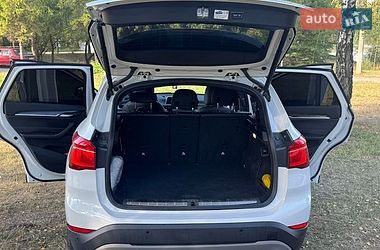 Внедорожник / Кроссовер BMW X1 2016 в Красилове