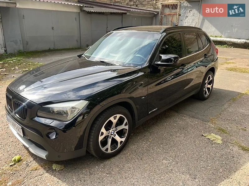BMW X1 2011