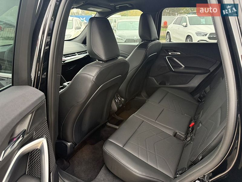 Внедорожник / Кроссовер BMW X1 2024 в Киеве