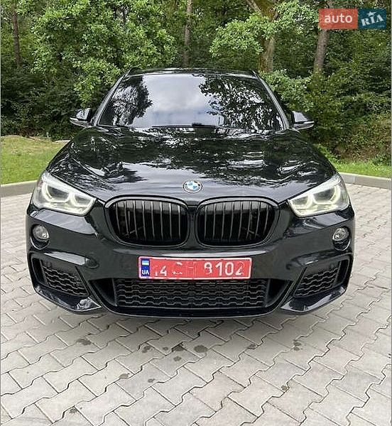 Внедорожник / Кроссовер BMW X1 2017 в Хмельницком