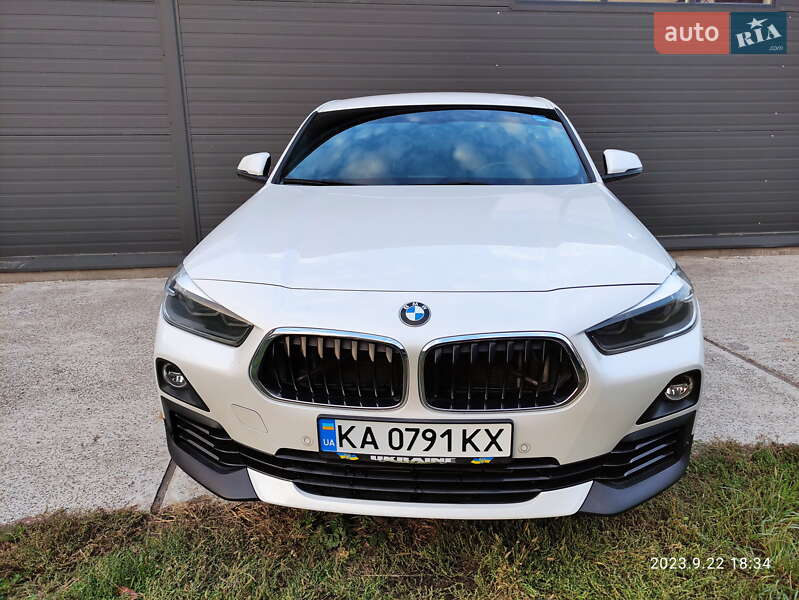 Внедорожник / Кроссовер BMW X2 2018 в Киеве