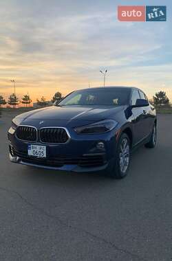 Внедорожник / Кроссовер BMW X2 2018 в 