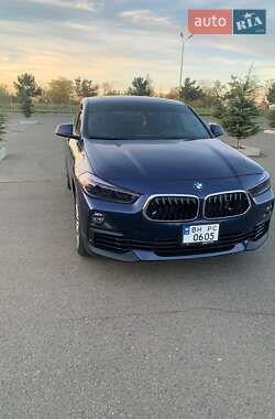 Внедорожник / Кроссовер BMW X2 2018 в 
