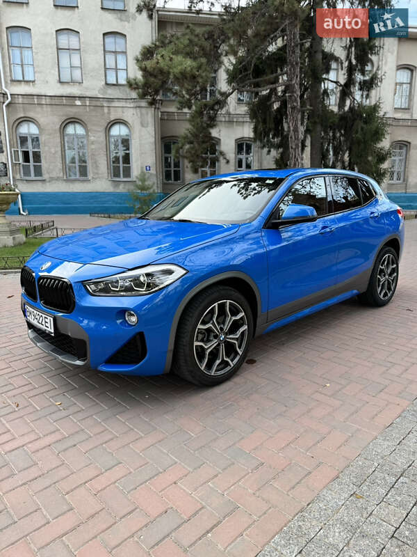 Позашляховик / Кросовер BMW X2 2018 в 