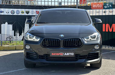 Внедорожник / Кроссовер BMW X2 2018 в 