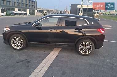 Внедорожник / Кроссовер BMW X2 2018 в 