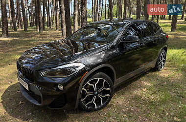 Внедорожник / Кроссовер BMW X2 2018 в 