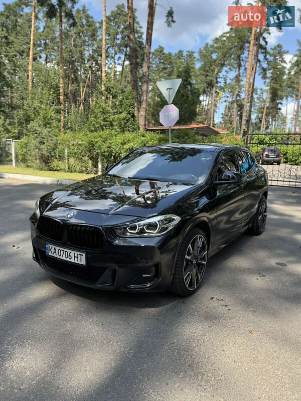 Внедорожник / Кроссовер BMW X2 2021 в 