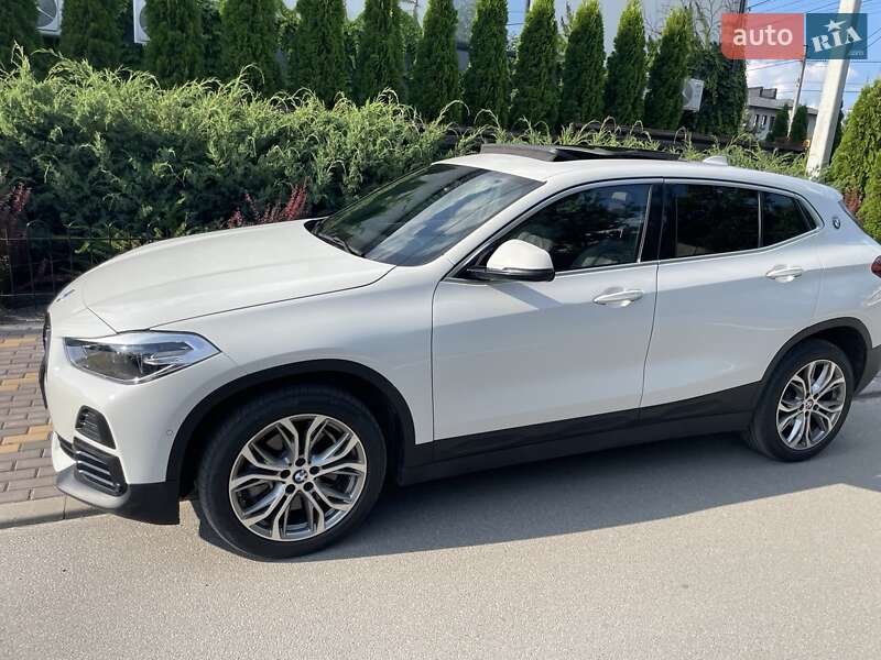 Внедорожник / Кроссовер BMW X2 2021 в Киеве