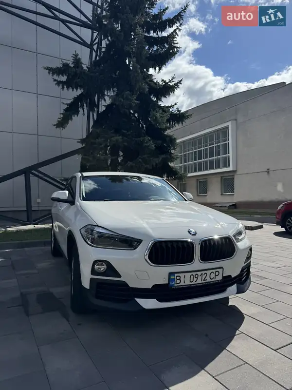BMW X2