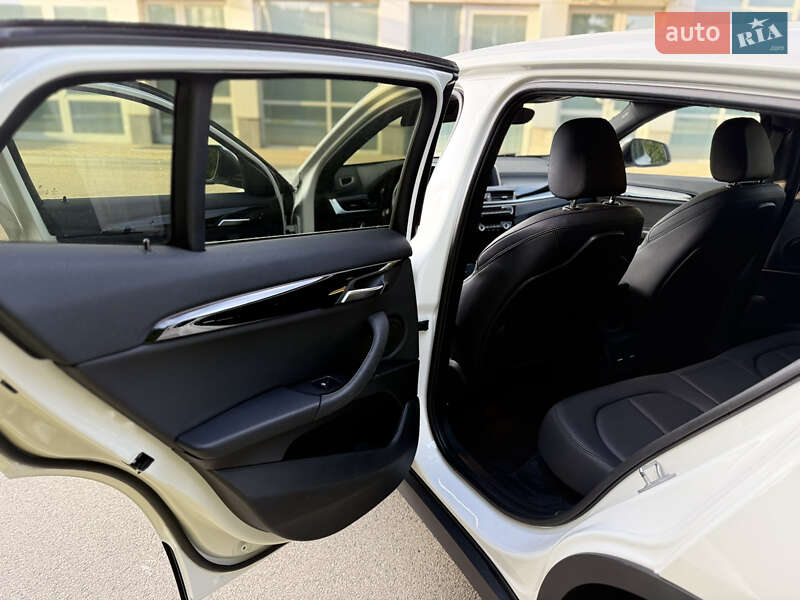 Внедорожник / Кроссовер BMW X2 2018 в Киеве фото 15 Внедорожник / Кроссовер BMW X2 2018 в Киеве