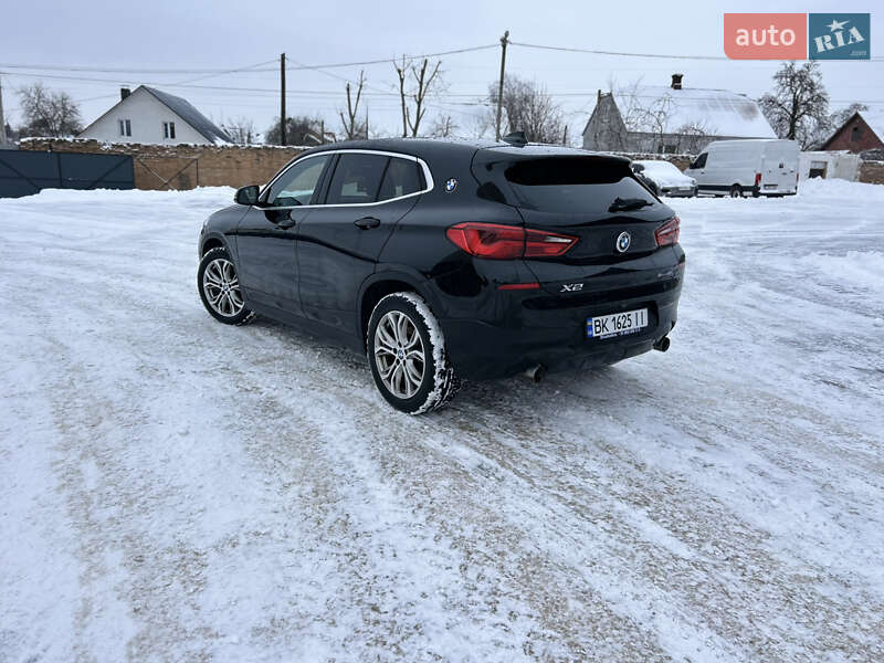 Внедорожник / Кроссовер BMW X2 2018 в Дубно
