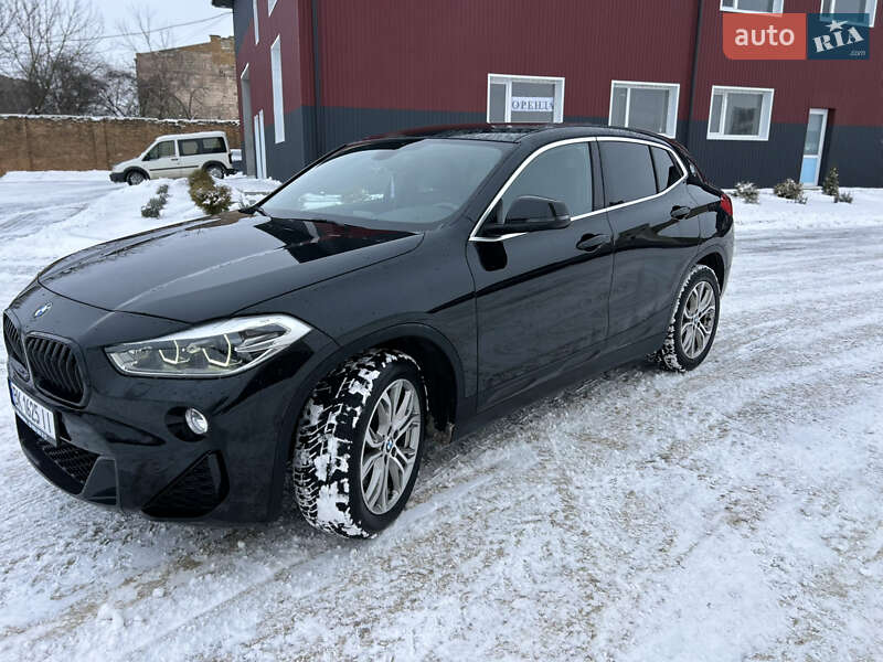 Внедорожник / Кроссовер BMW X2 2018 в Дубно