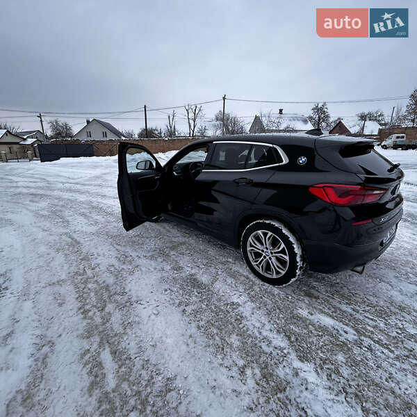 Внедорожник / Кроссовер BMW X2 2018 в Дубно